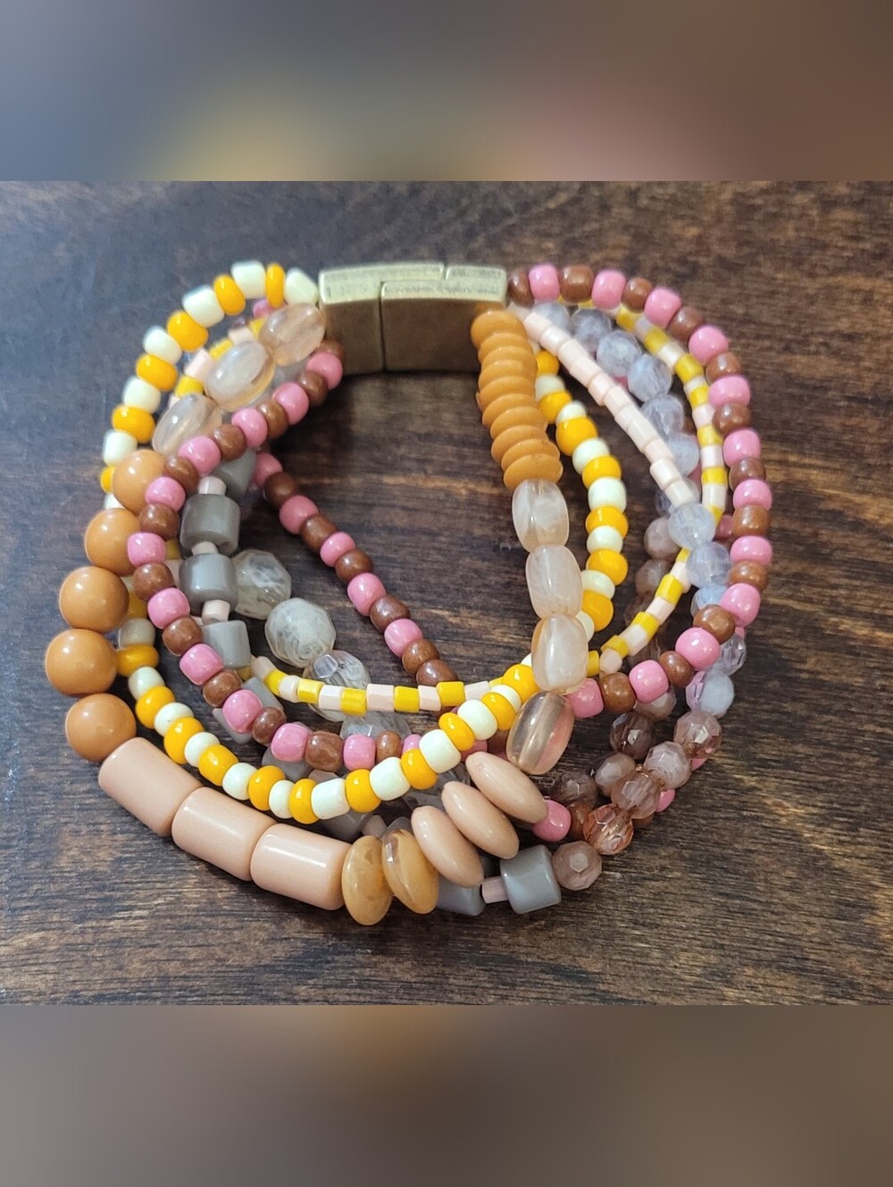 (12) PLUNDER Acrylic Stretch Bracelets With Clasp
